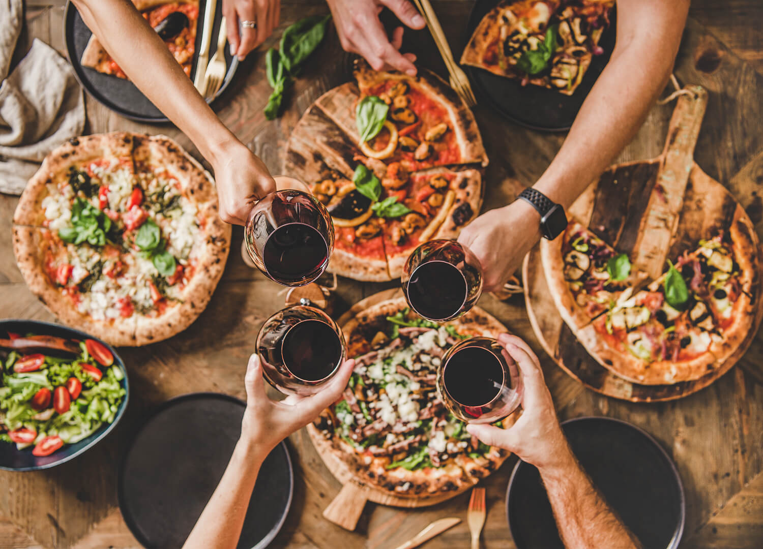 Dining & Food Services